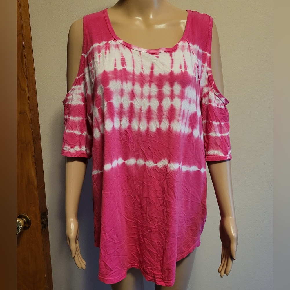 Calvin Klein Size 2X Cold Shoulder Pink & White Tye-dye Shirt.
